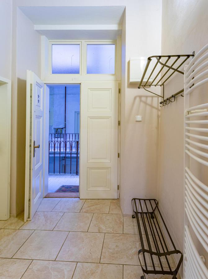 Michalska Apartment Prague Ngoại thất bức ảnh